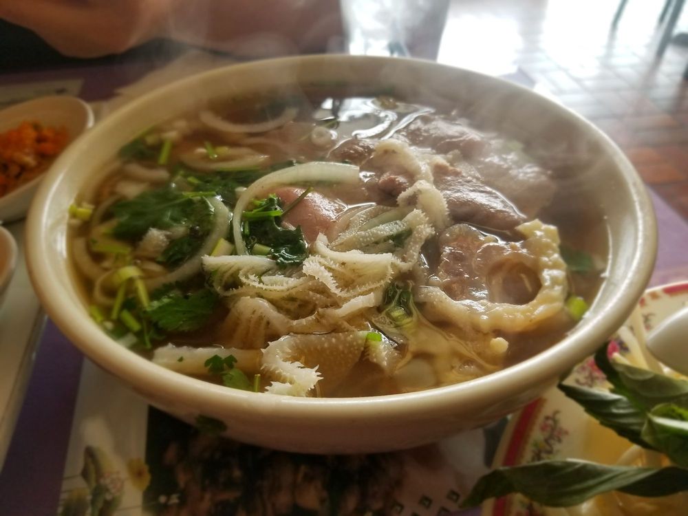 Order 41. Pho Tai Chin Sach food online from Pho Hoan My store, Winnetka on bringmethat.com