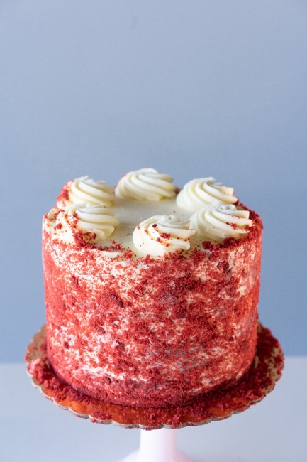 Order 6" Red Velvet Cake food online from Carlo's Bakery store, Bloomington on bringmethat.com