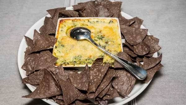 Order Spinach Artichoke Dip food online from The League store, Lakeway on bringmethat.com