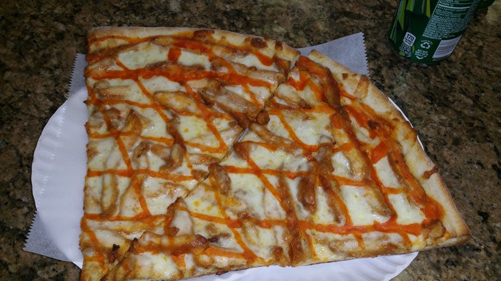Order Buffalo Chicken Pizza - Small 16'' food online from Emilio's Pizza store, Bronx on bringmethat.com