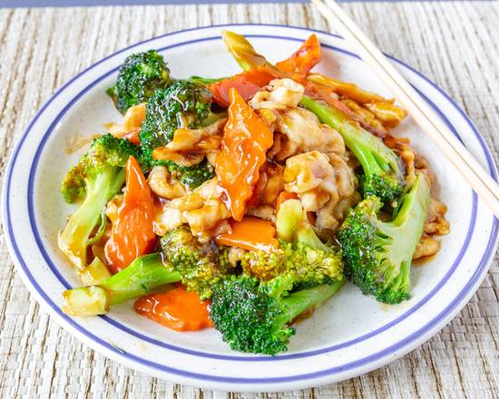 Order Chicken with Broccoli food online from Chinese American Cafe store, Jefferson Parish on bringmethat.com