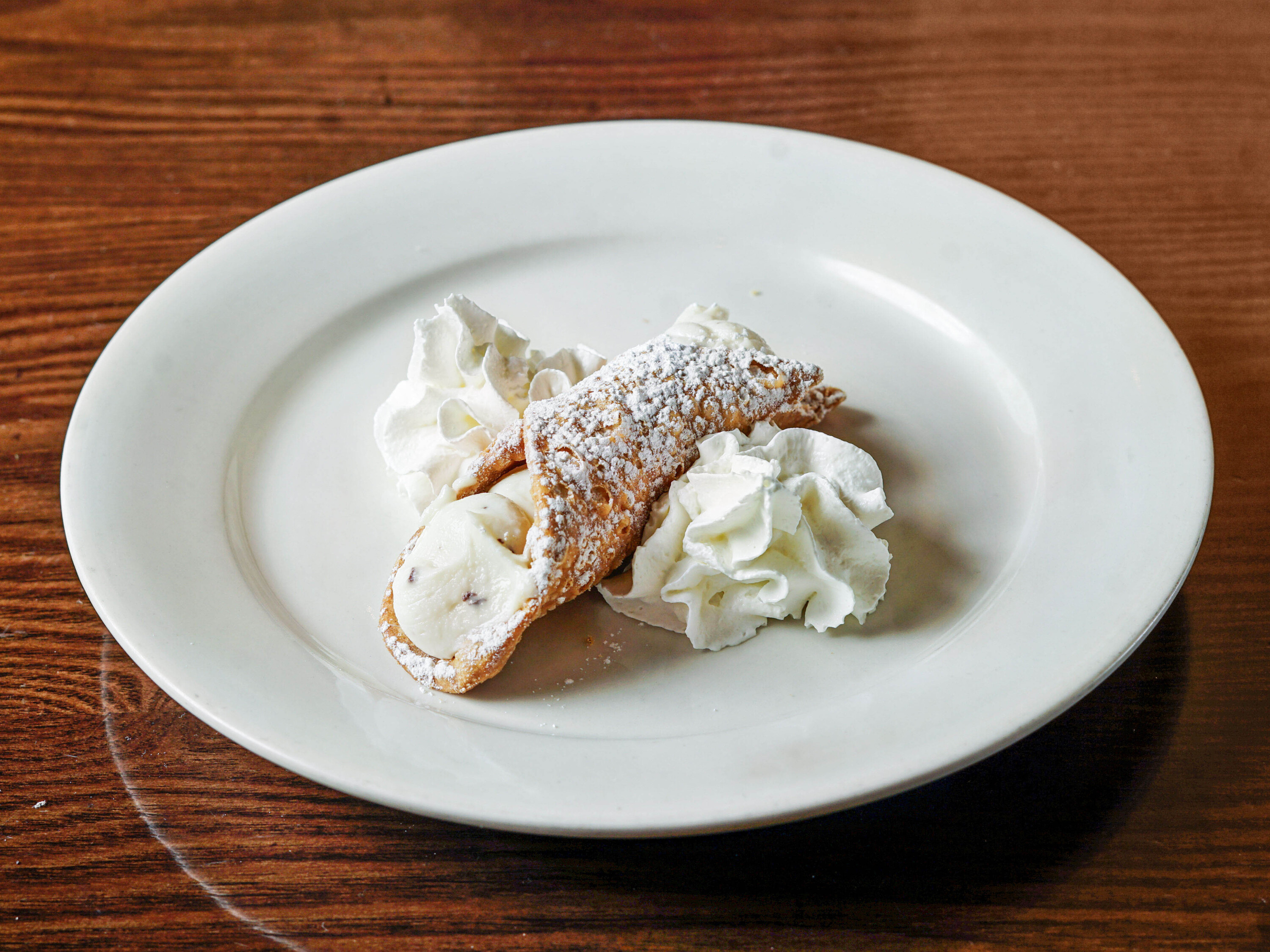 Order Cannoli food online from Mangia Brick Oven Grill store, Bordentown on bringmethat.com