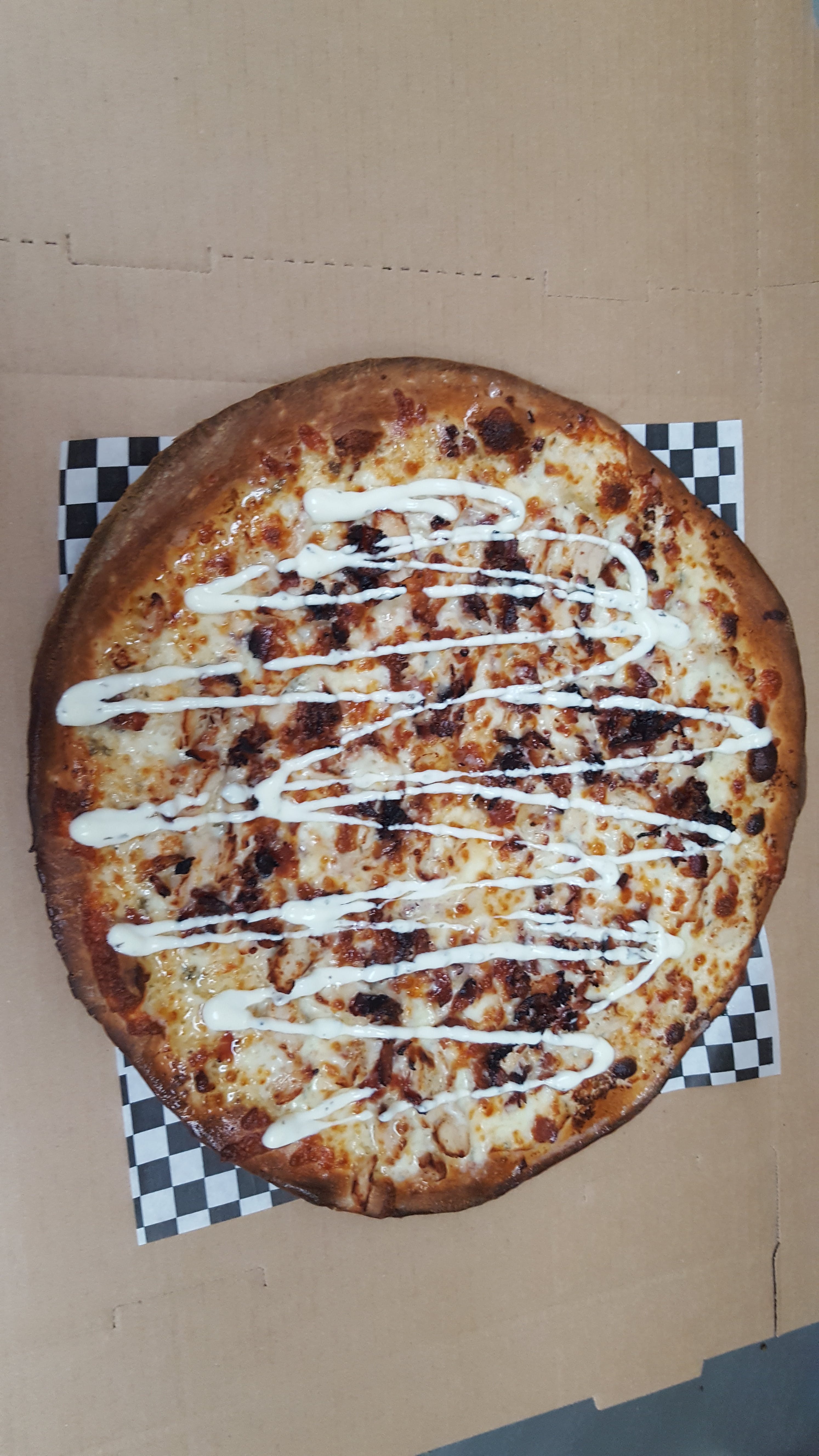 Order Chicken Bacon Ranch Pizza - Personal 8" food online from Pete Za store, Grand Forks on bringmethat.com