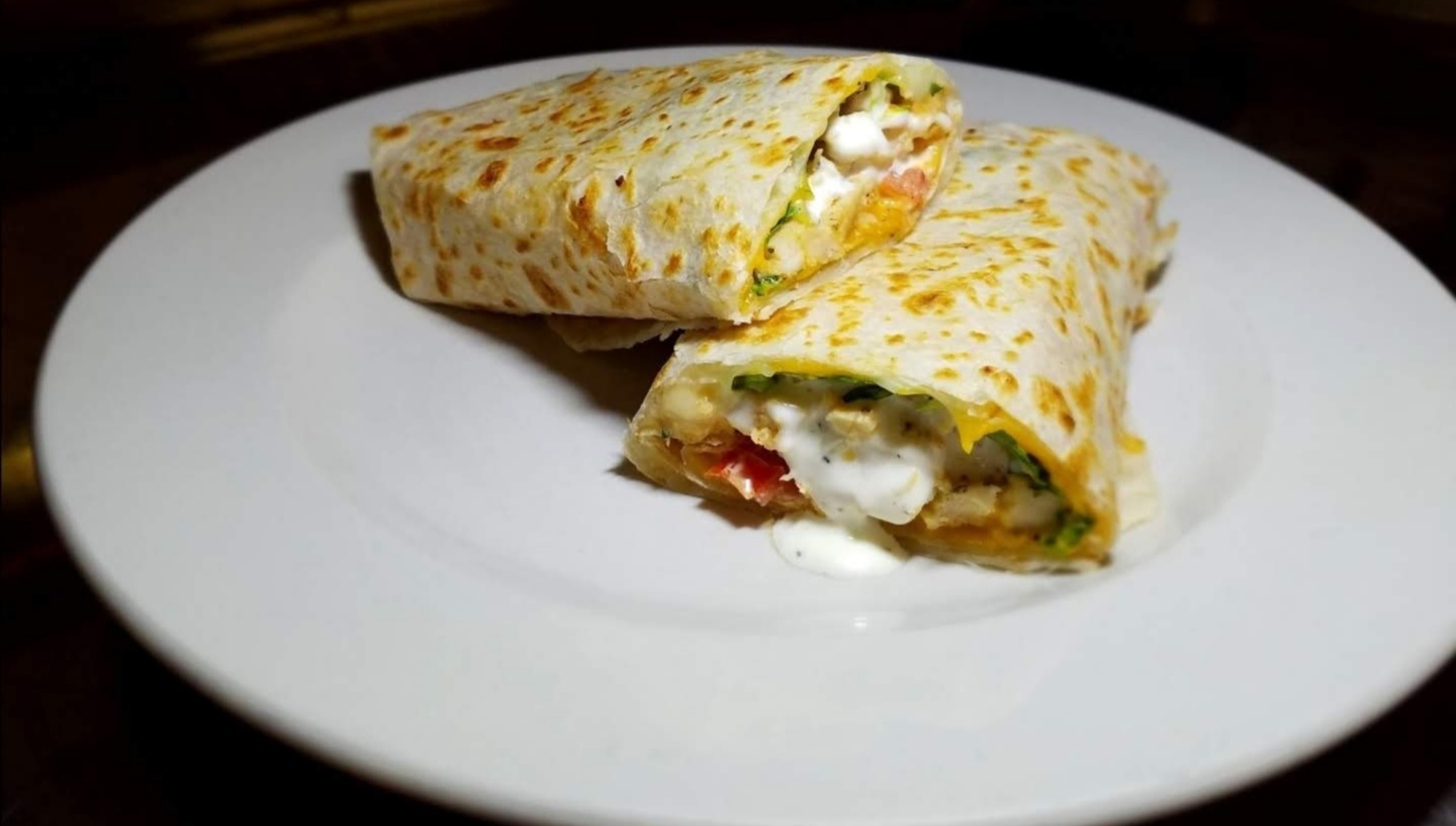 Order Chicken Ranch Wrap food online from Diamonds Family Restaurant store, Decatur on bringmethat.com