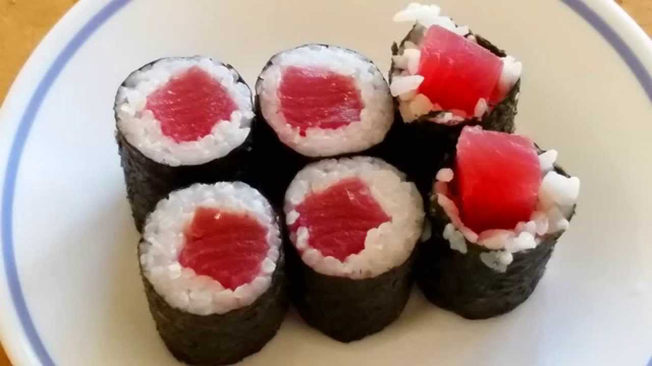 Order Tuna Roll food online from Osaka Sushi & Grill store, Addison on bringmethat.com