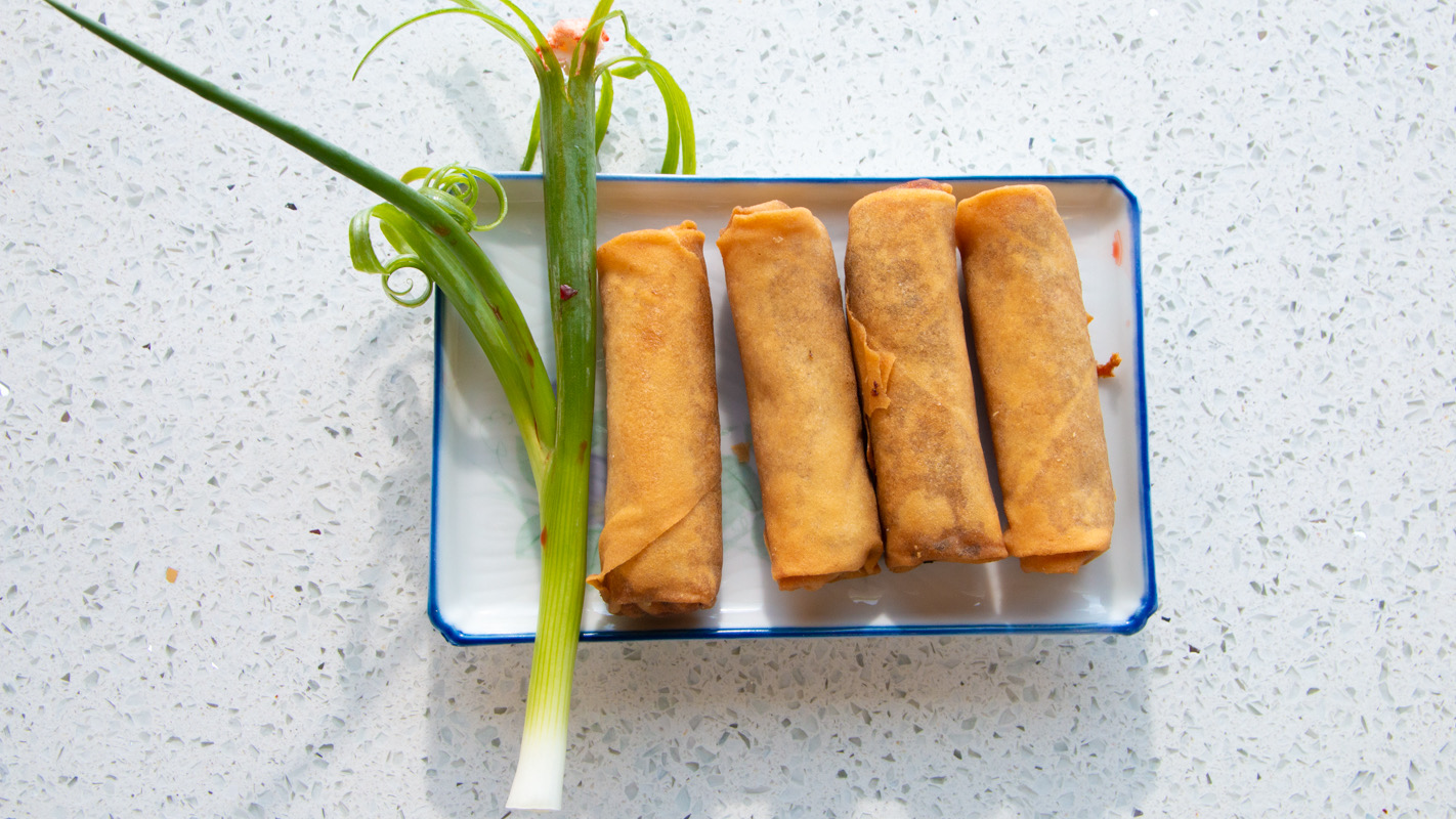 Order  Veggie Eggroll -1 Piece food online from Chinatown Express store, Venice on bringmethat.com