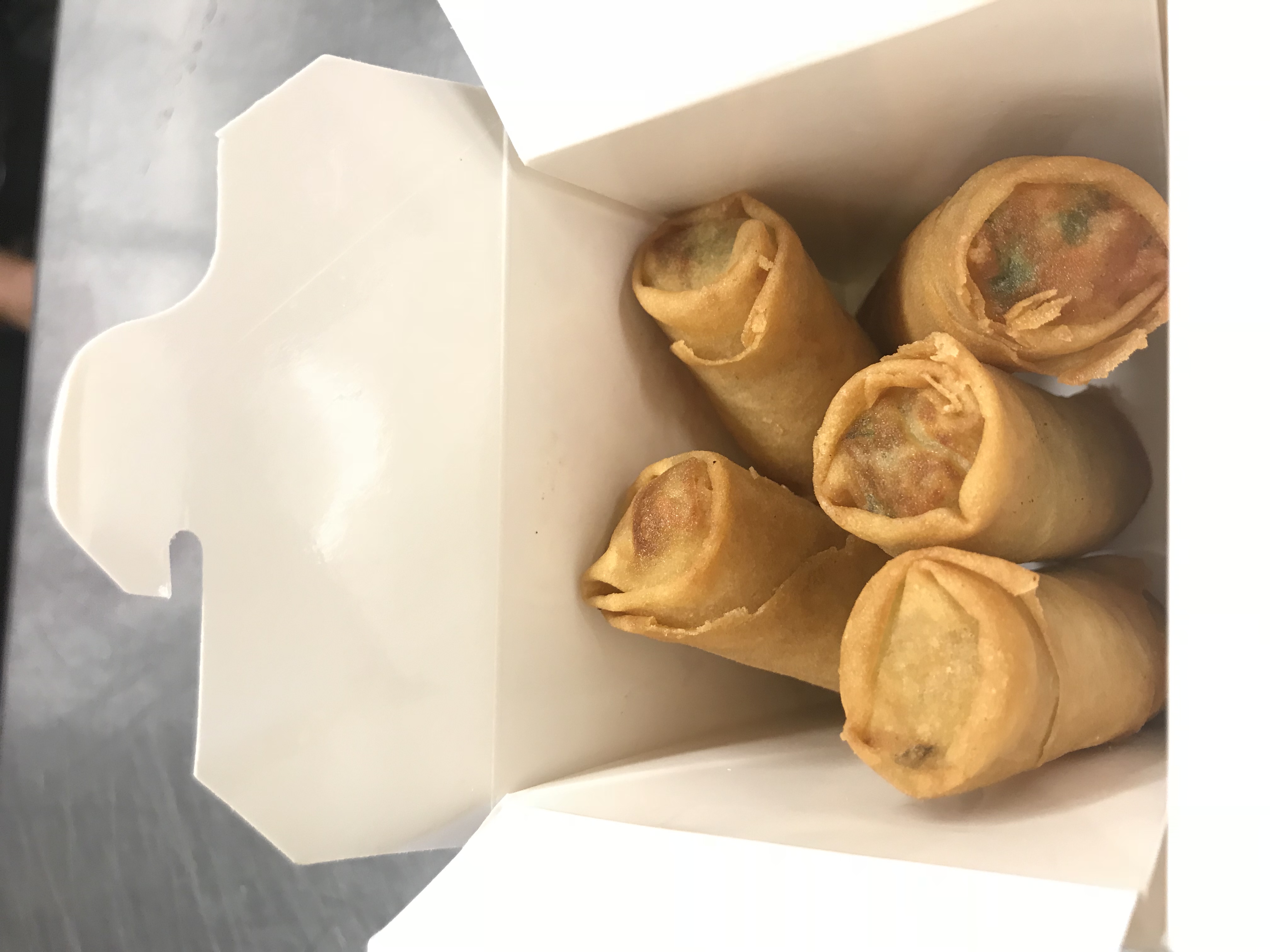 Order Crispy Spring Roll food online from Mama Made Thai store, San Diego on bringmethat.com