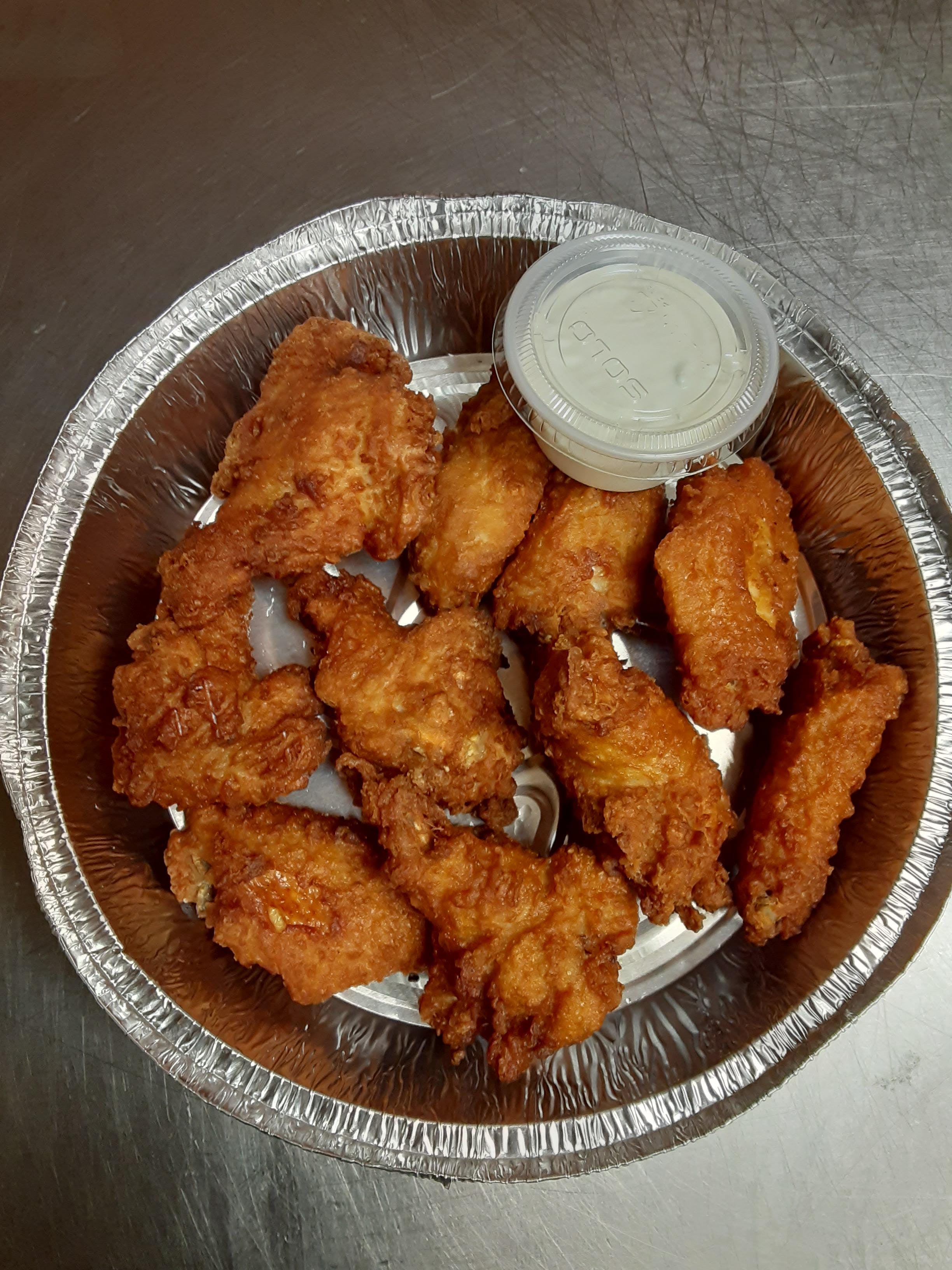 Order Buffalo Chicken Wings - 8 Pieces food online from Royal Pizza store, Lake Ronkonkoma on bringmethat.com
