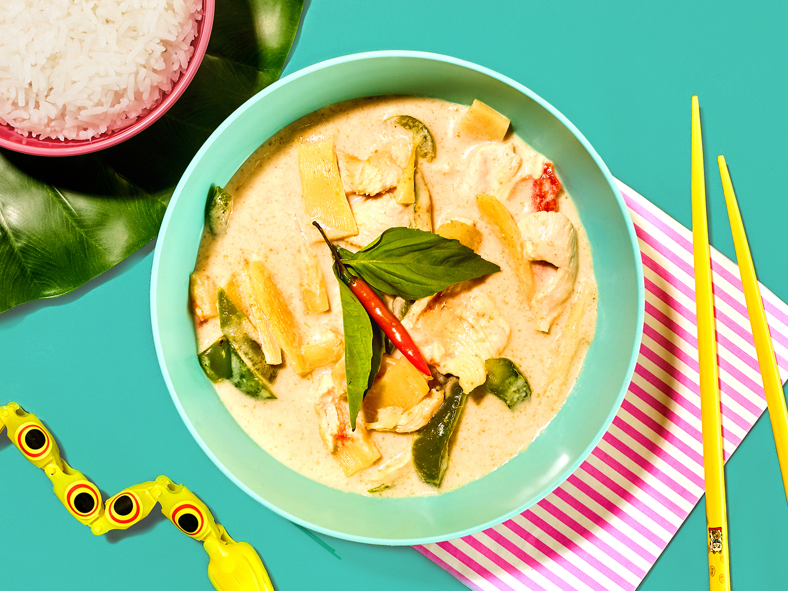 Order GREEN CURRY food online from Thai Pastry & Restaurant store, Chicago on bringmethat.com