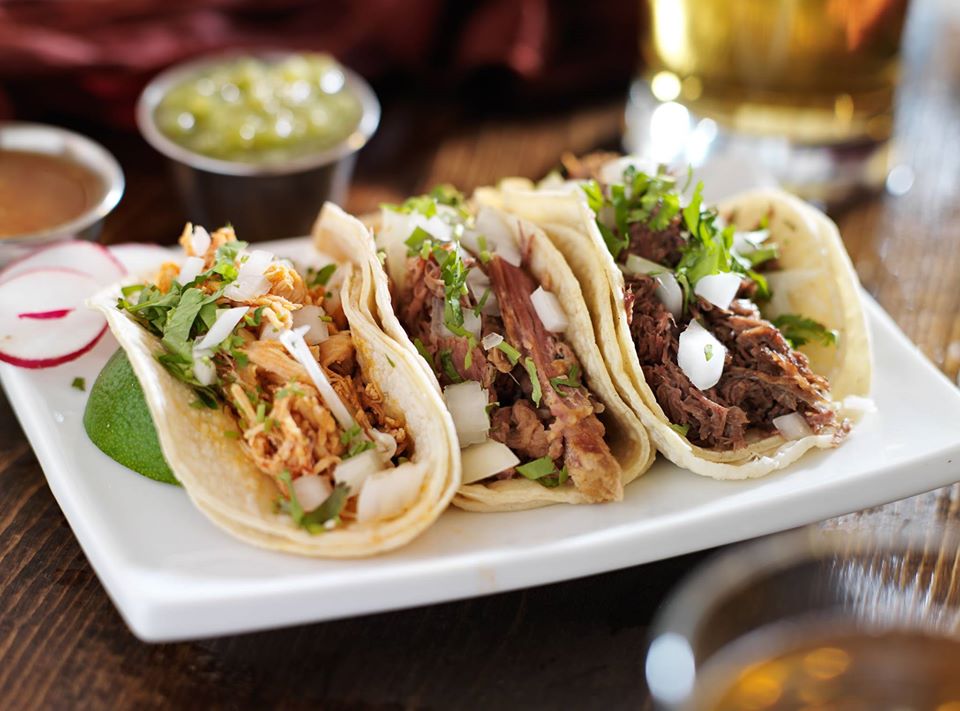 Order Taco Plate food online from Rayo's Taqueria store, Dallas on bringmethat.com