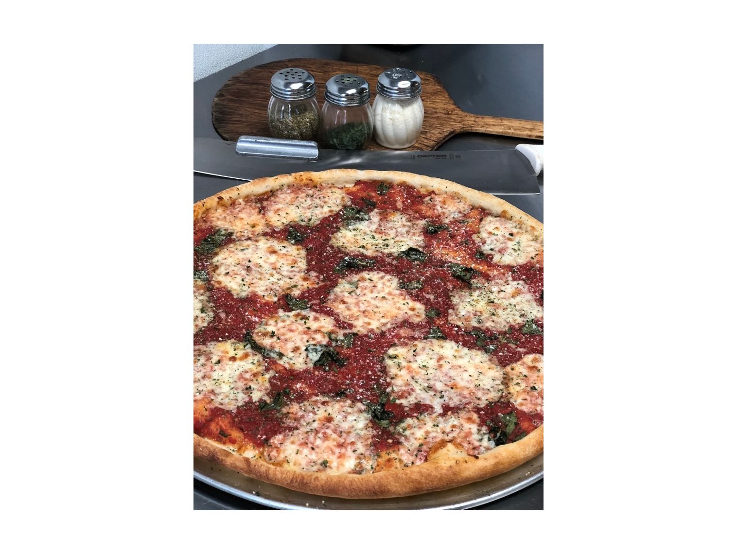Order Margherita Pizza food online from The Pizza Cutters store, Syracuse on bringmethat.com