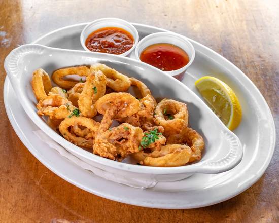 Order Fried Calamari food online from Alley Cat Restaurant & Lounge store, Alexandria on bringmethat.com