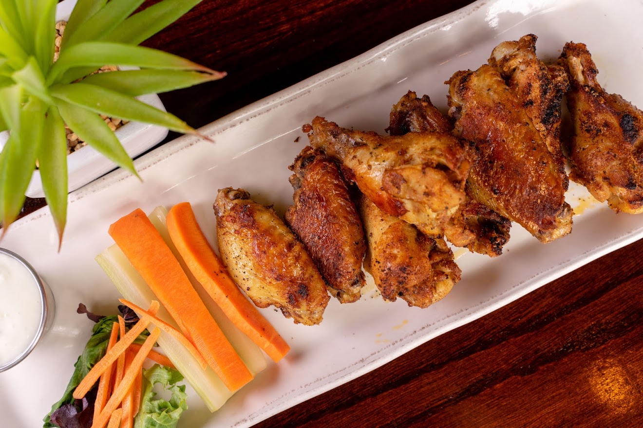 Order Baked Chicken Wings food online from Roza Lyons store, Boston on bringmethat.com