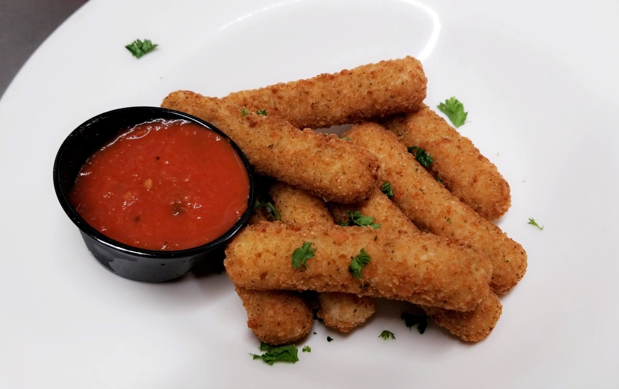 Order Mozzarella Sticks food online from City Tap and Grill store, Norridge on bringmethat.com