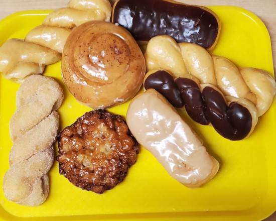 Order Special Assorted Donuts food online from Sb Donuts store, Millington on bringmethat.com