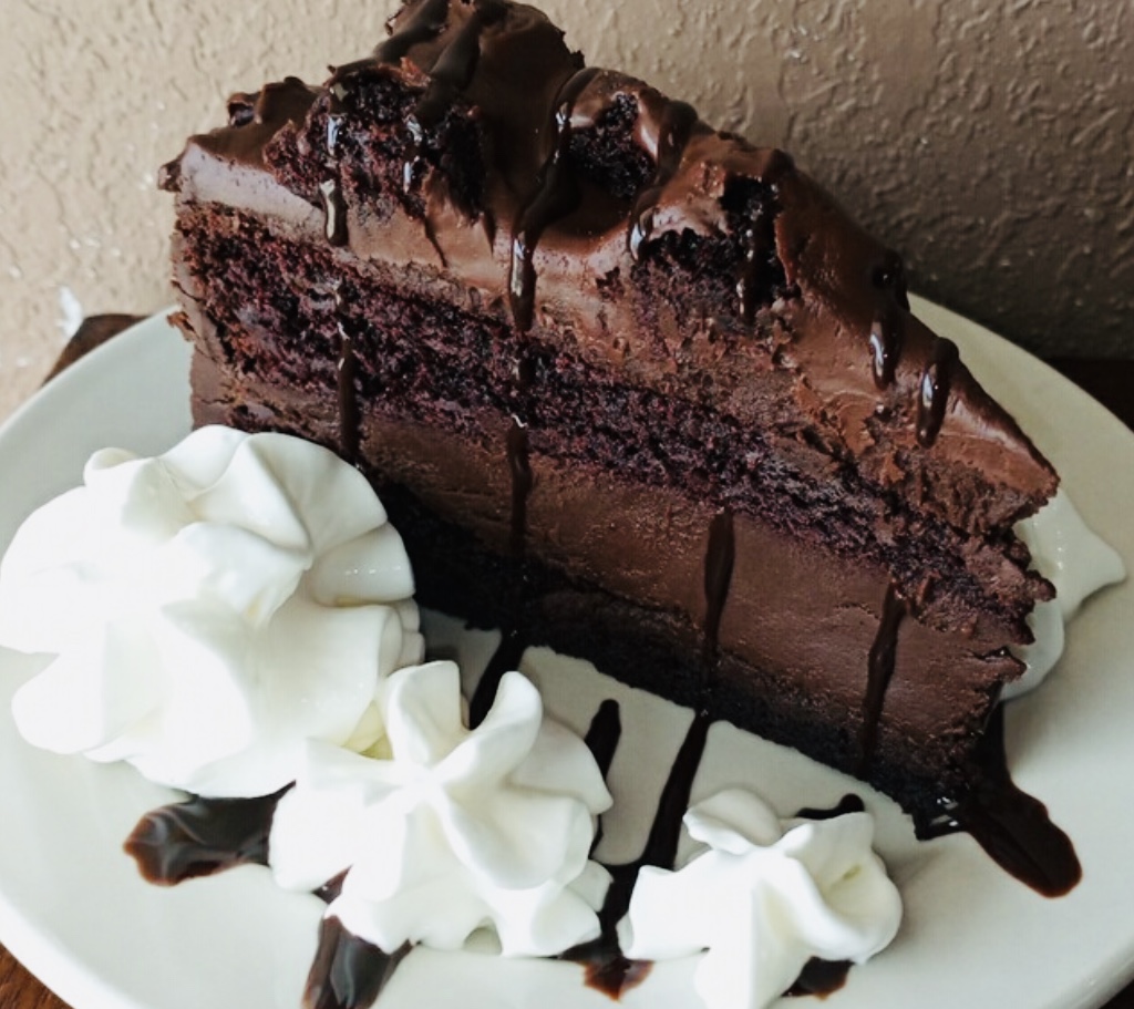 Order Chocolate Decadence Cake food online from Mojo Pub -N- Grill store, Youngstown on bringmethat.com
