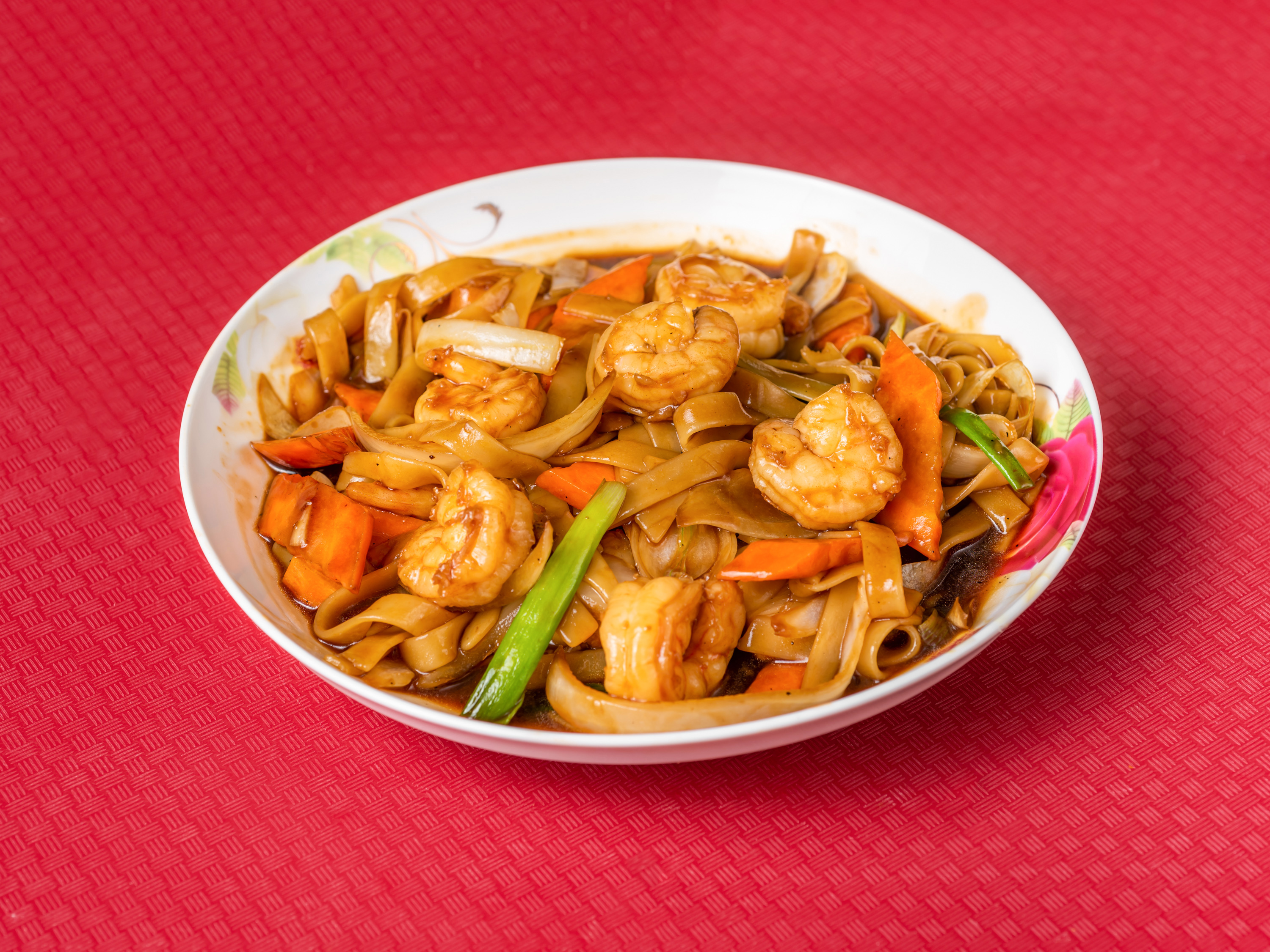 Order L1. Large Shrimp Lo Mein food online from Dynasty Chinese Food Delivery-take Out store, Lafayette on bringmethat.com