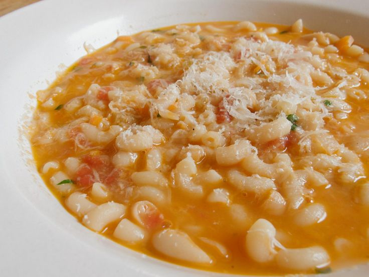 Order Mama Maria's Pasta and Fagioli Soup food online from Goodfellas Restaurant store, New Haven on bringmethat.com
