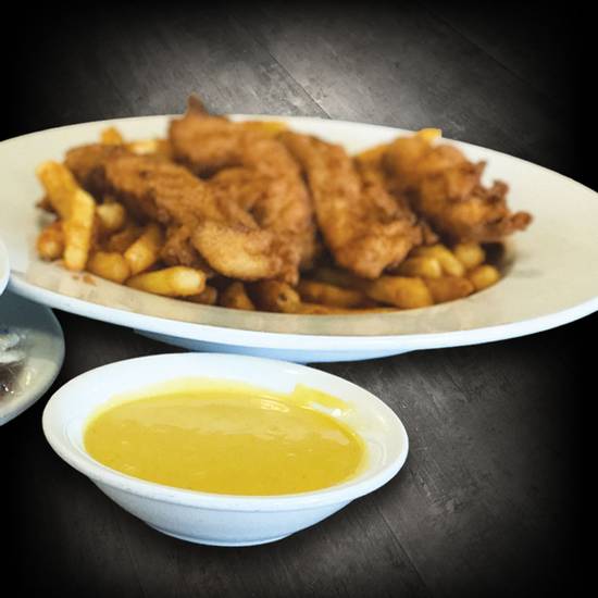 Order Chicken and Chips food online from Rusty's Restaurant store, Lake Havasu City on bringmethat.com