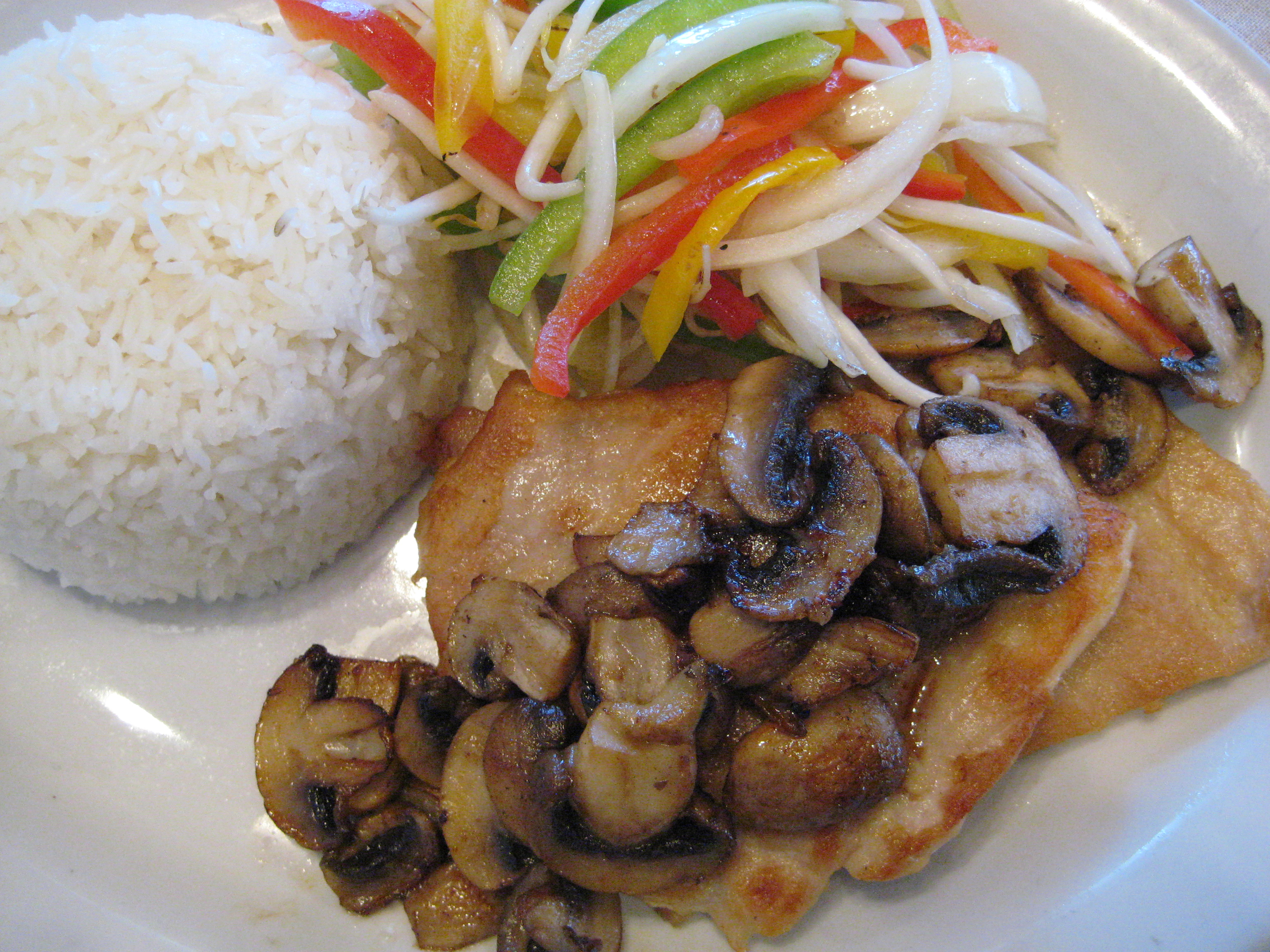 Order Chicken Steak with Mushroom  蘑菇雞扒 food online from Street Food Cafe store, San Mateo on bringmethat.com
