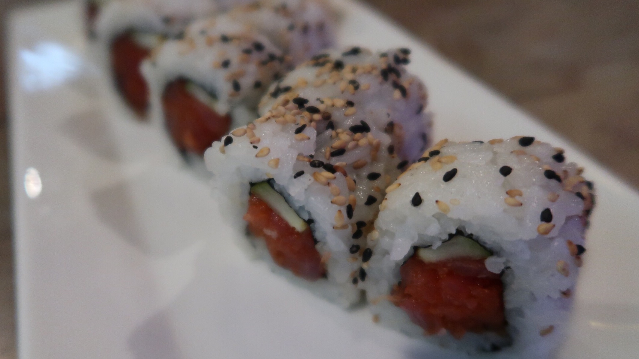 Order Spicy Tuna Roll food online from Sushi 101 store, Charleston on bringmethat.com