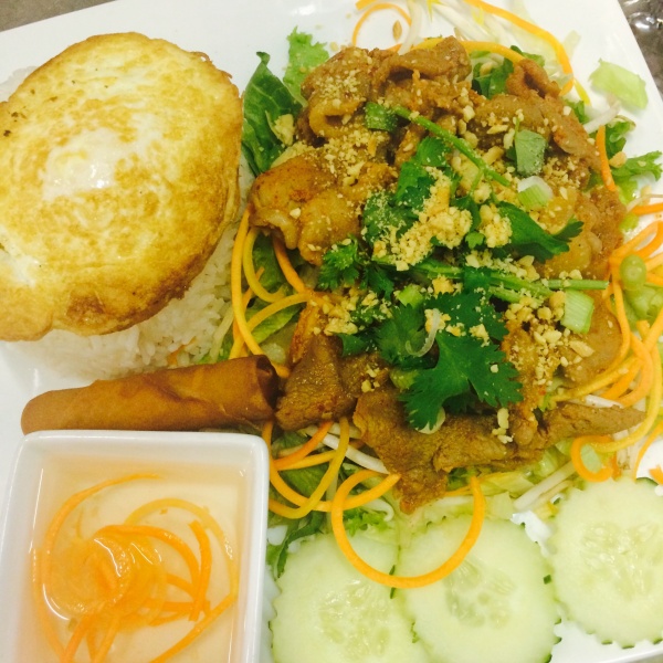 Order Grilled Pork on Rice and Fried Egg food online from Thai Tea Asian Fusion Cafe  store, Irving on bringmethat.com