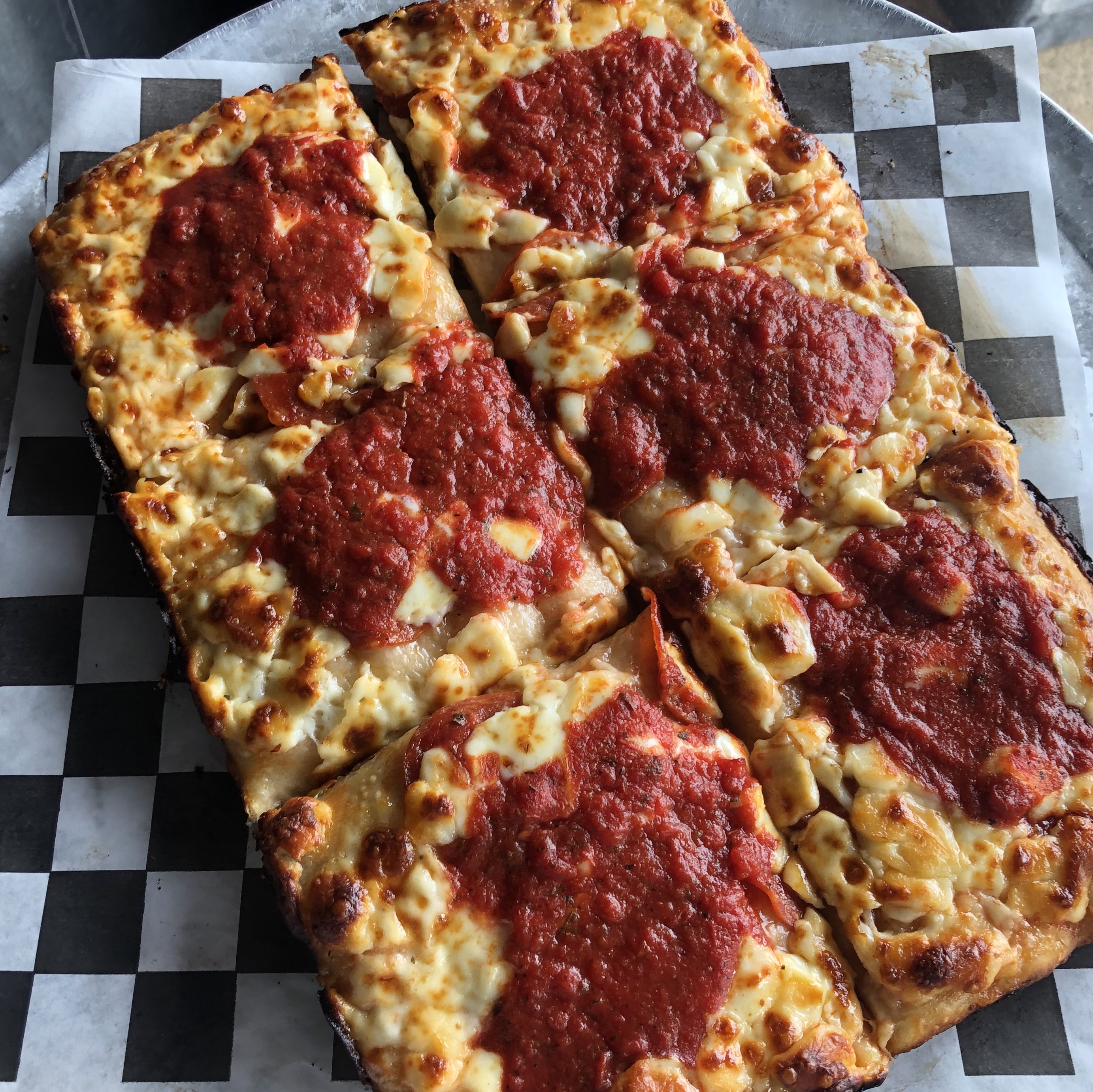 Order 14" Detroit Pizza food online from Hiway Pizza Pub store, State College on bringmethat.com