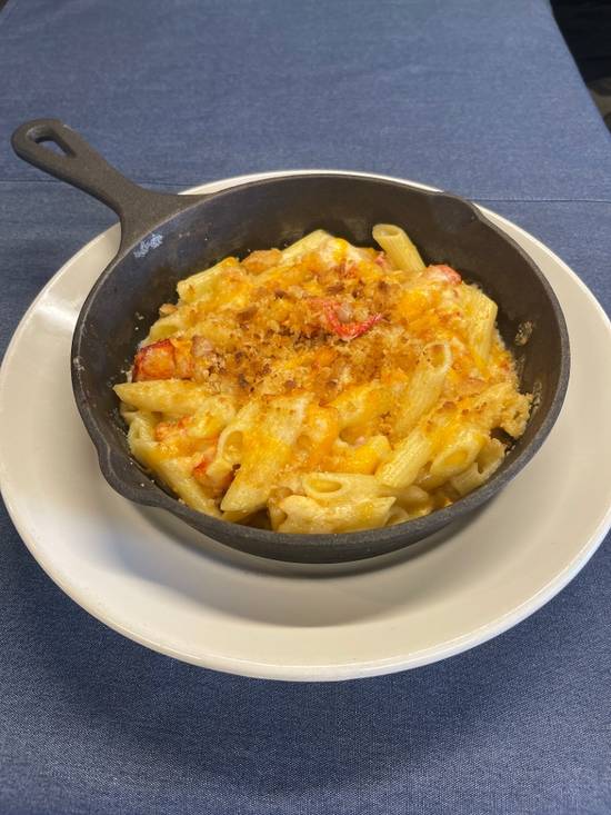 Order Lobster Mac and Cheese food online from Thames Waterside Bar And Grill store, Bristol on bringmethat.com
