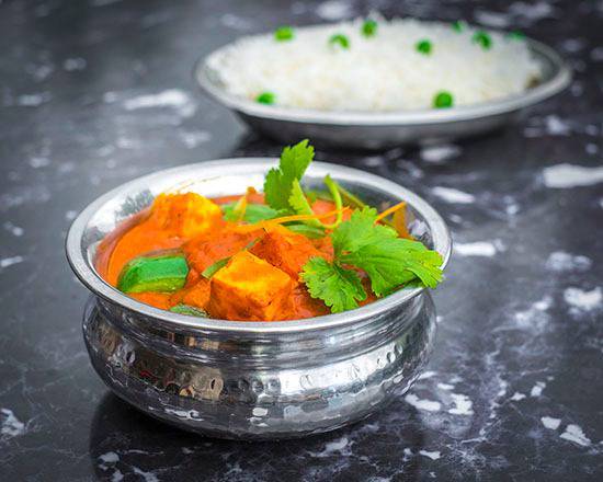 Order Paneer Tikka Masala food online from Navaratna vegetarian indian restaurant store, Stamford on bringmethat.com