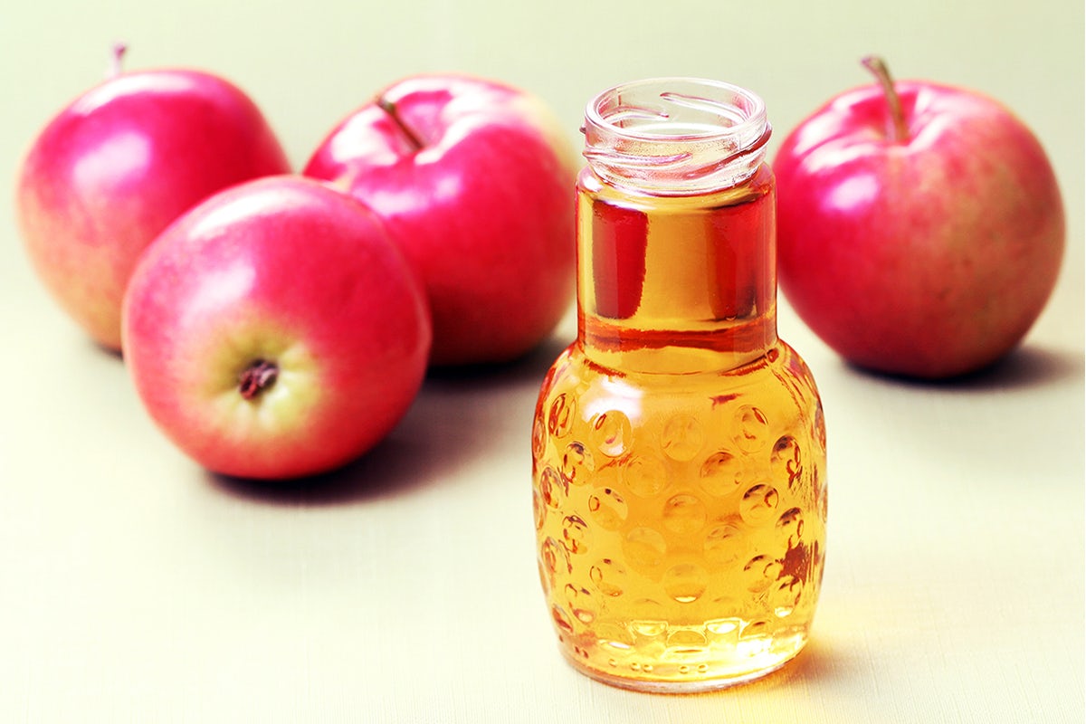 Order Apple Juice food online from Pieology Pizzeria store, Avondale on bringmethat.com