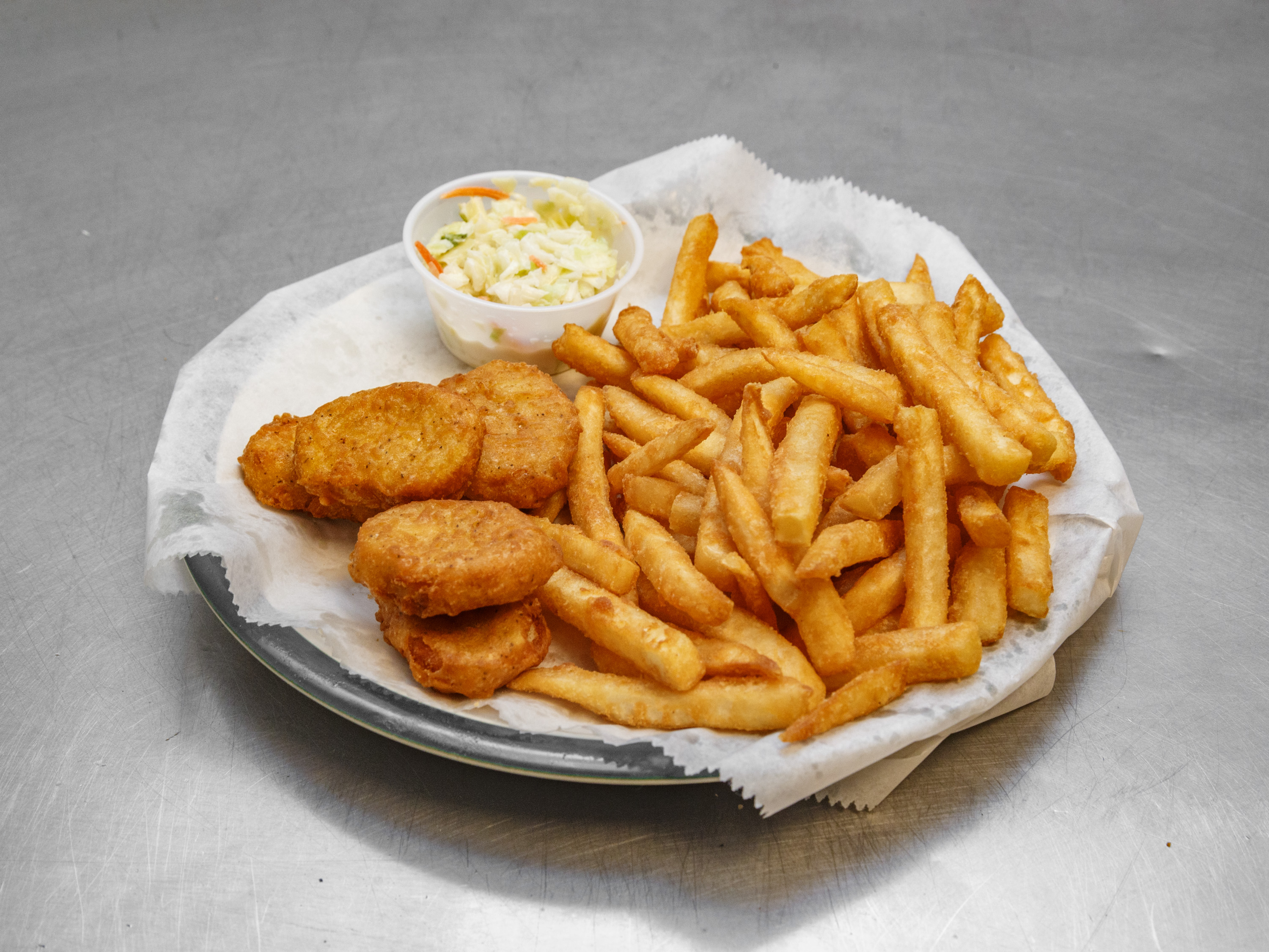 Order Nuggets Chicken Platters food online from Al Fish & Chicken store, Duquesne on bringmethat.com