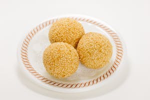 Order Q22. Fried Sesame Ball food online from Triple Crown Restaurant store, Chicago on bringmethat.com