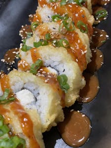 Order Vegas Roll Roll food online from Aki Sushi & Japanese Fusion store, San Jacinto on bringmethat.com