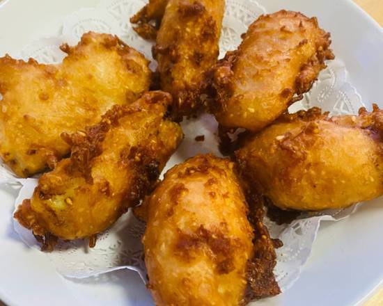 Order Fried Banana food online from Pad Thai Bistro store, Glendale on bringmethat.com