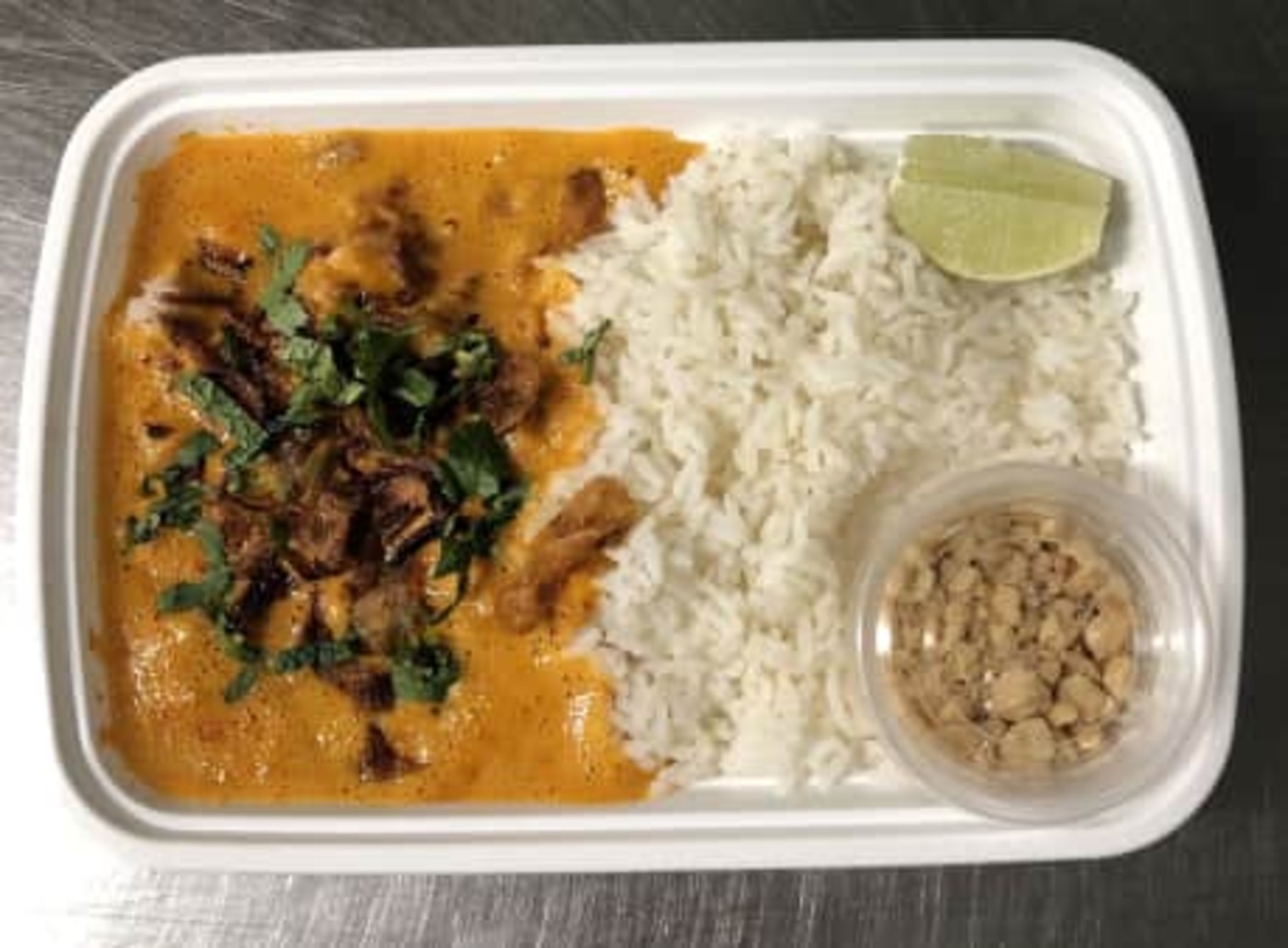 Order Spicy Pork Curry food online from C&C Curry House store, Burlingame on bringmethat.com