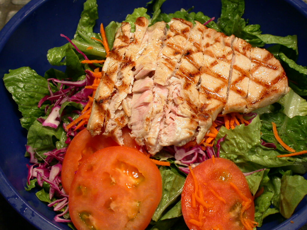 Order Fijian Ahi Salad food online from Fishermans Market & Grill store, La Quinta on bringmethat.com