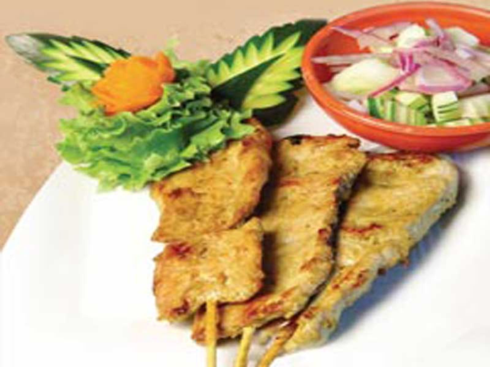 Order MOO YANG food online from Lanna Thai Restaurant store, Everett on bringmethat.com