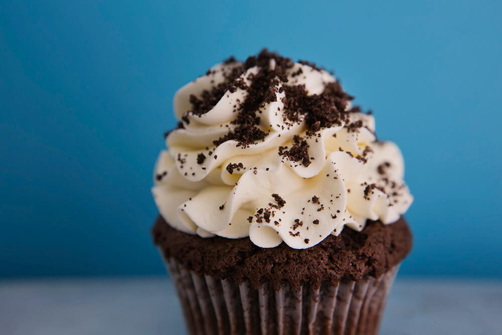 Order Cookies ‘n Cream Cupcakes food online from Destination Desserts store, St. Louis on bringmethat.com