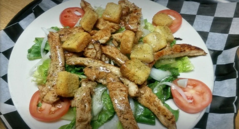 Order Chicken Italian Salad - Salad food online from Brother's Pizza store, Shippensburg on bringmethat.com