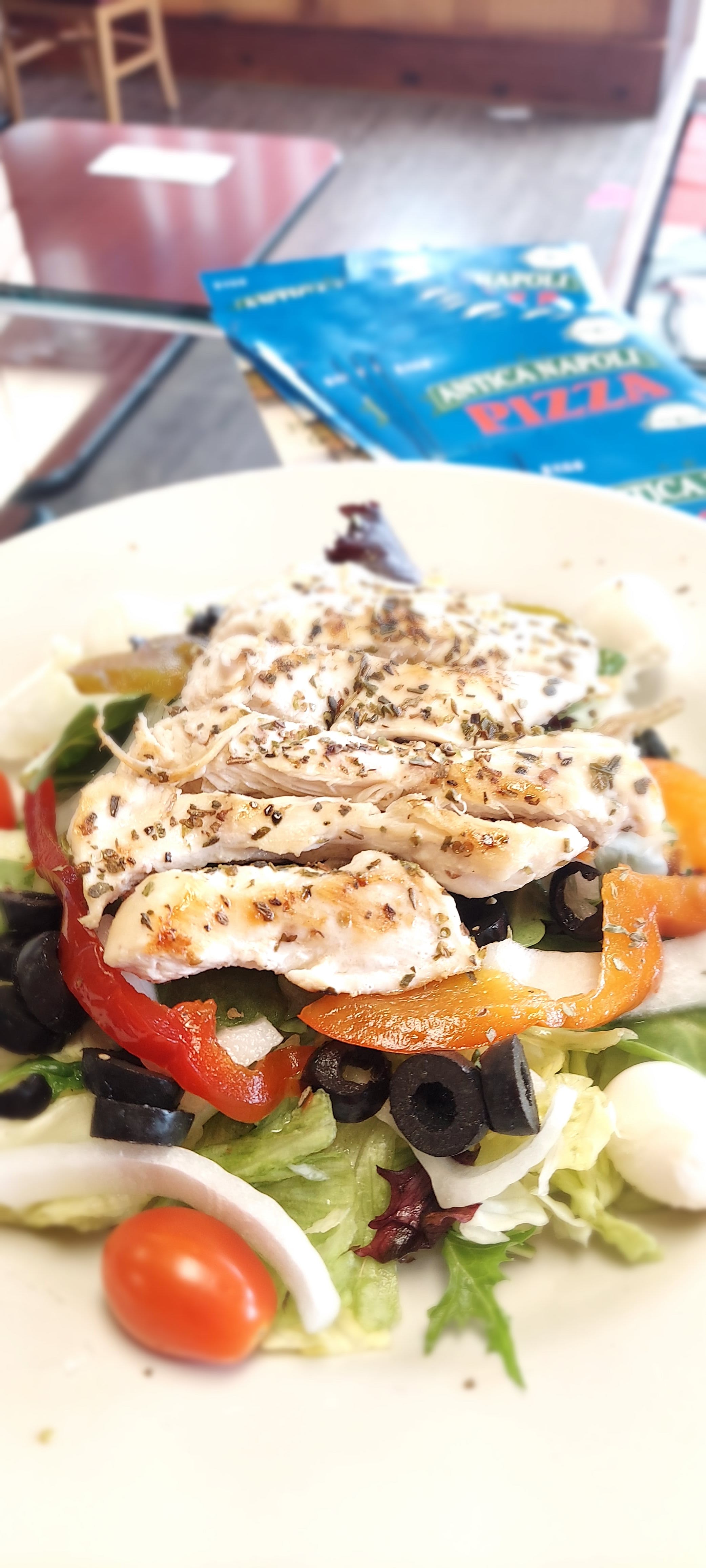 Order Grilled Chicken Salad - Salad food online from Antica Napoli Pizza store, Gettysburg on bringmethat.com