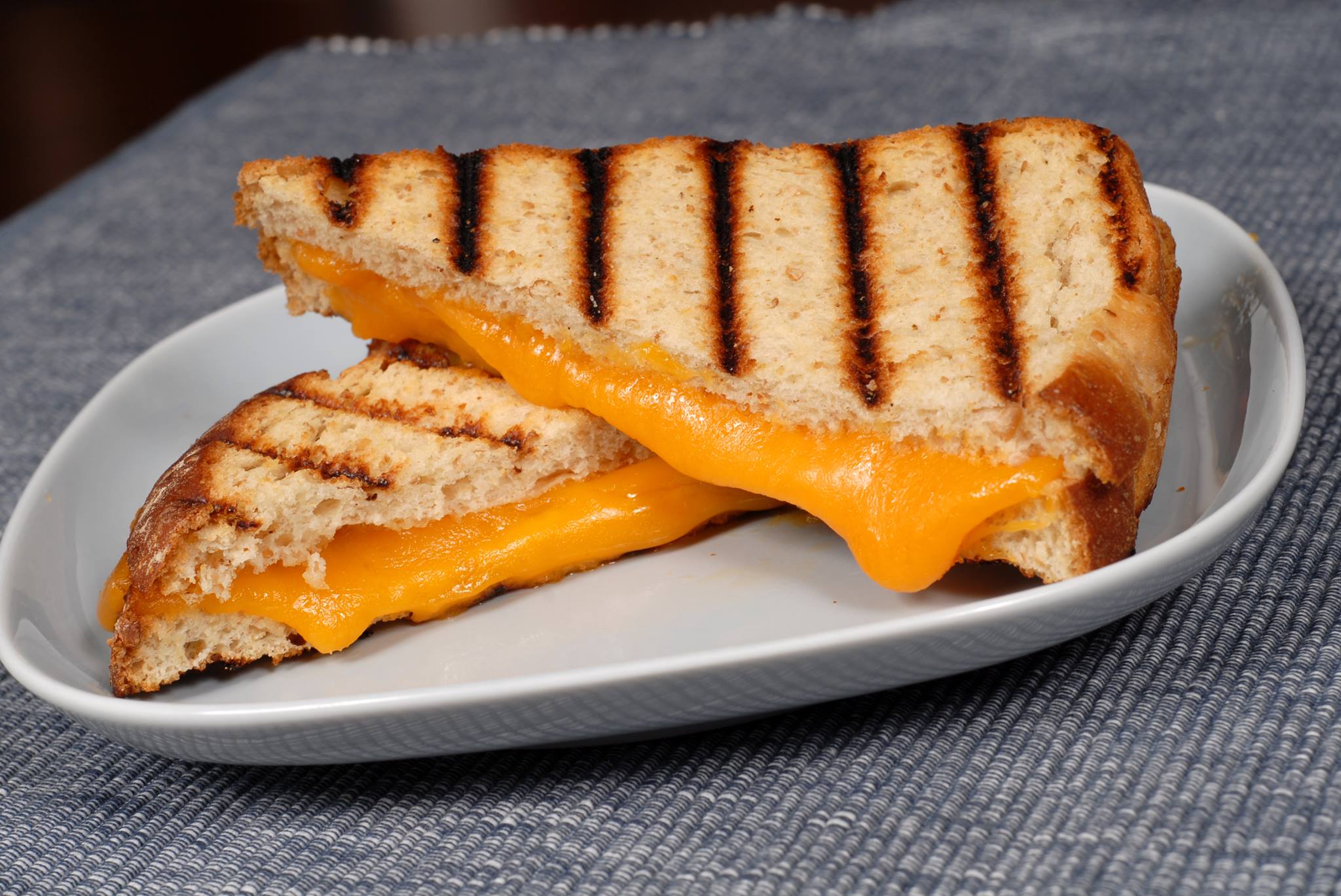Order Kids Grilled Cheese food online from Splitz Sports Bar store, Hermitage on bringmethat.com