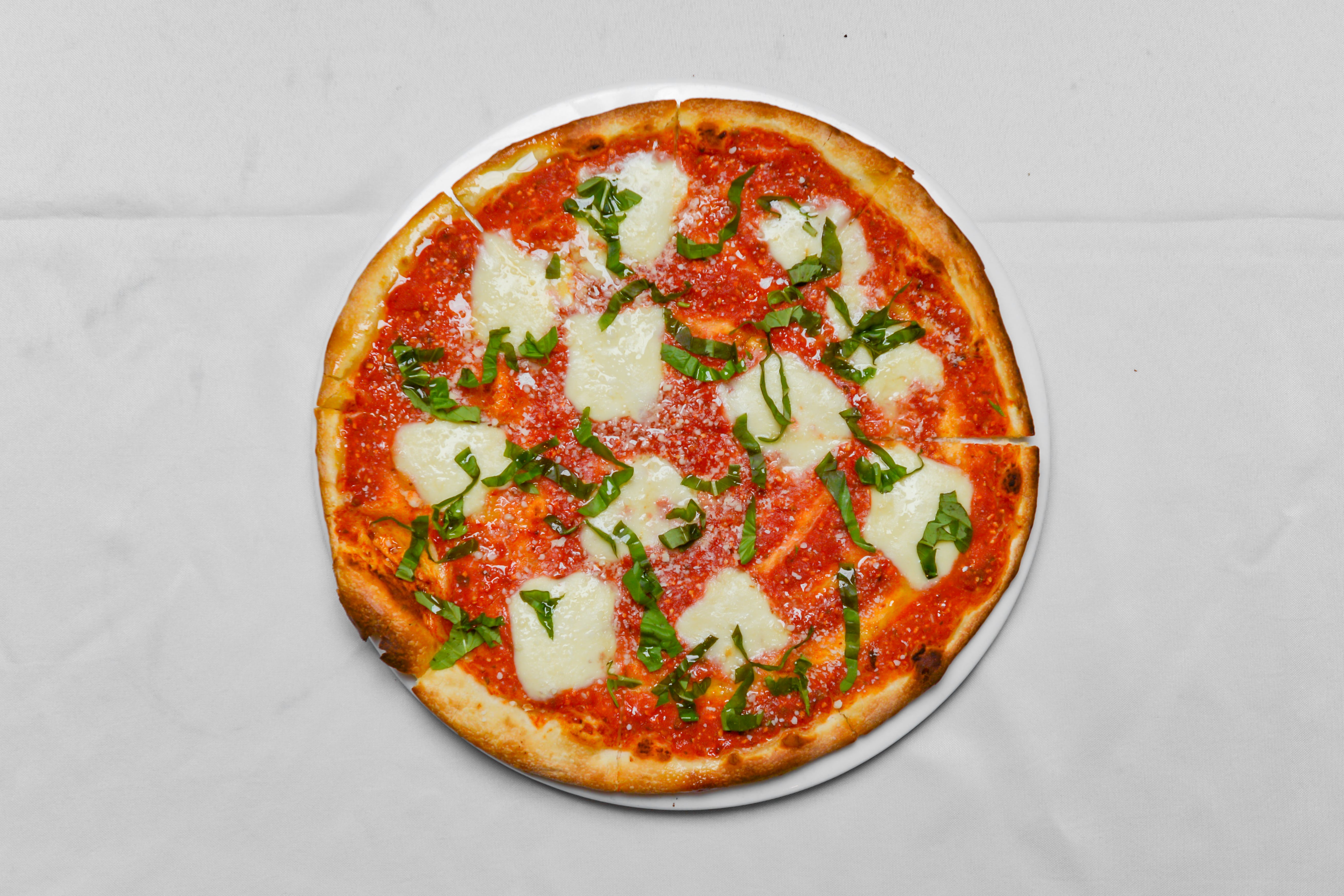 Order Margherita Pizza - Personal 12" food online from Pizzeta Enoteca store, Livingston on bringmethat.com