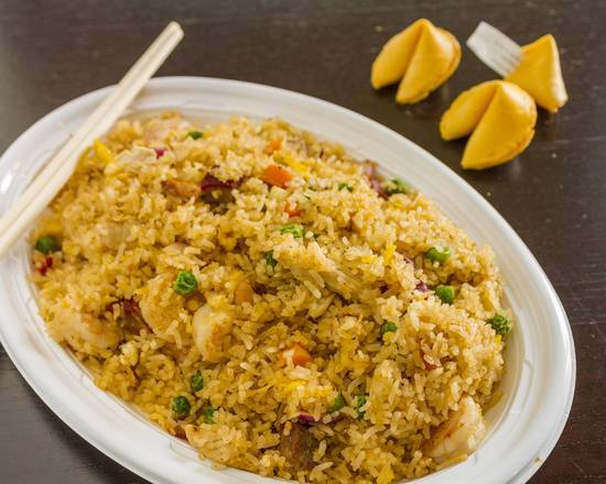 Order Thai Fried Rice food online from Sultan Wok Chinese, Sushi & Thai store, West Windsor on bringmethat.com