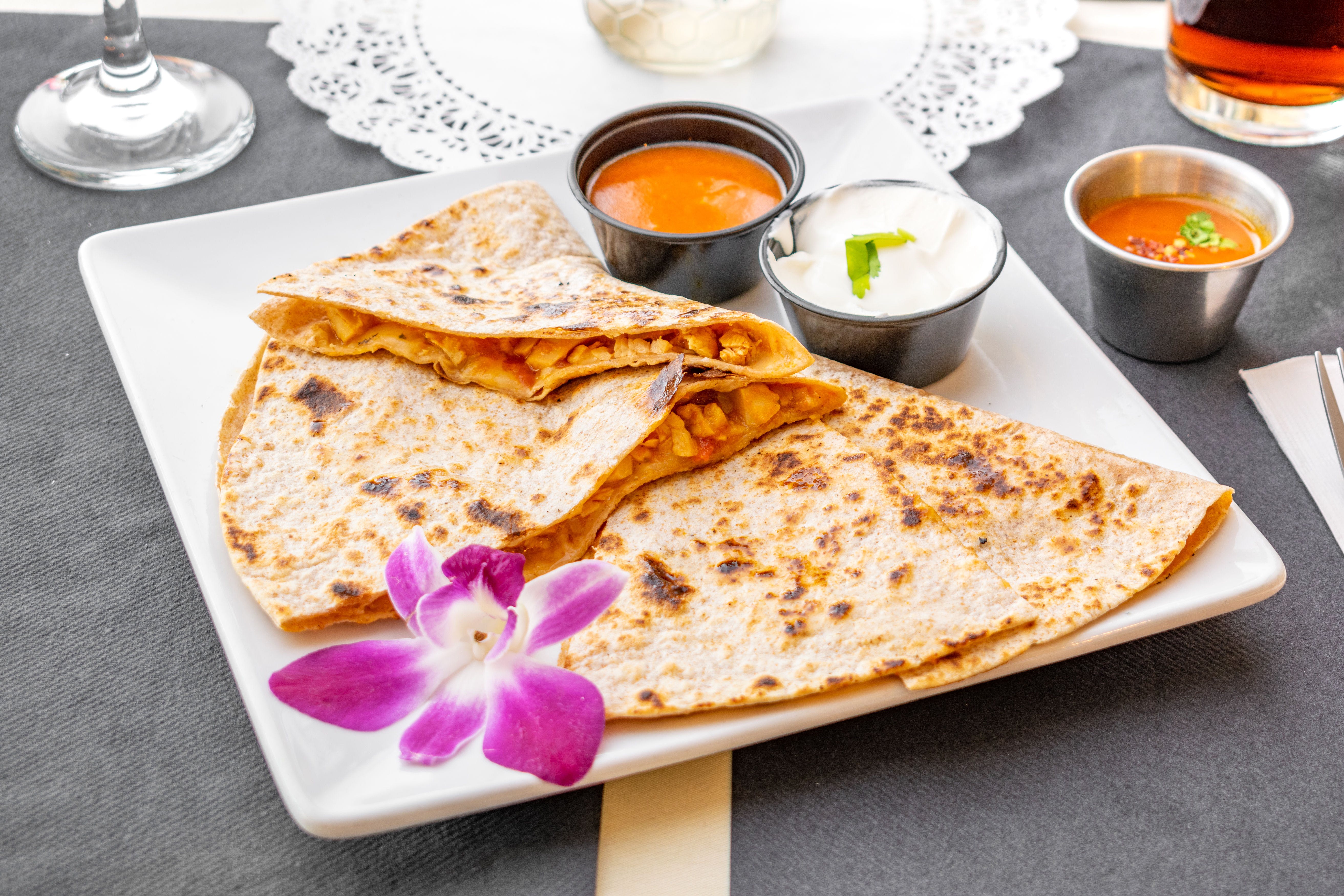 Order Butter Chicken Quesadilla - Appetizer food online from Vinnie's Pizzeria Ristorante store, Boonton on bringmethat.com