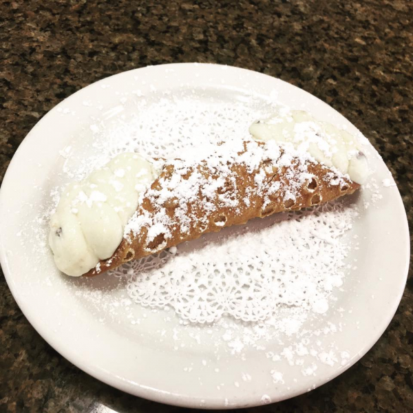 Order Cannoli food online from Mario the Baker Pizza store, Miami on bringmethat.com