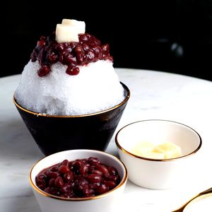 Order Milk Shaved Ice food online from Mealtop store, Buena Park on bringmethat.com