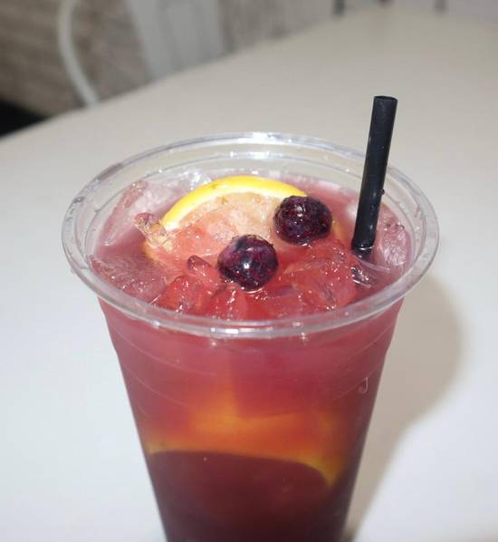 Order Large Blueberry Lemonade food online from 2delicious store, Dover on bringmethat.com