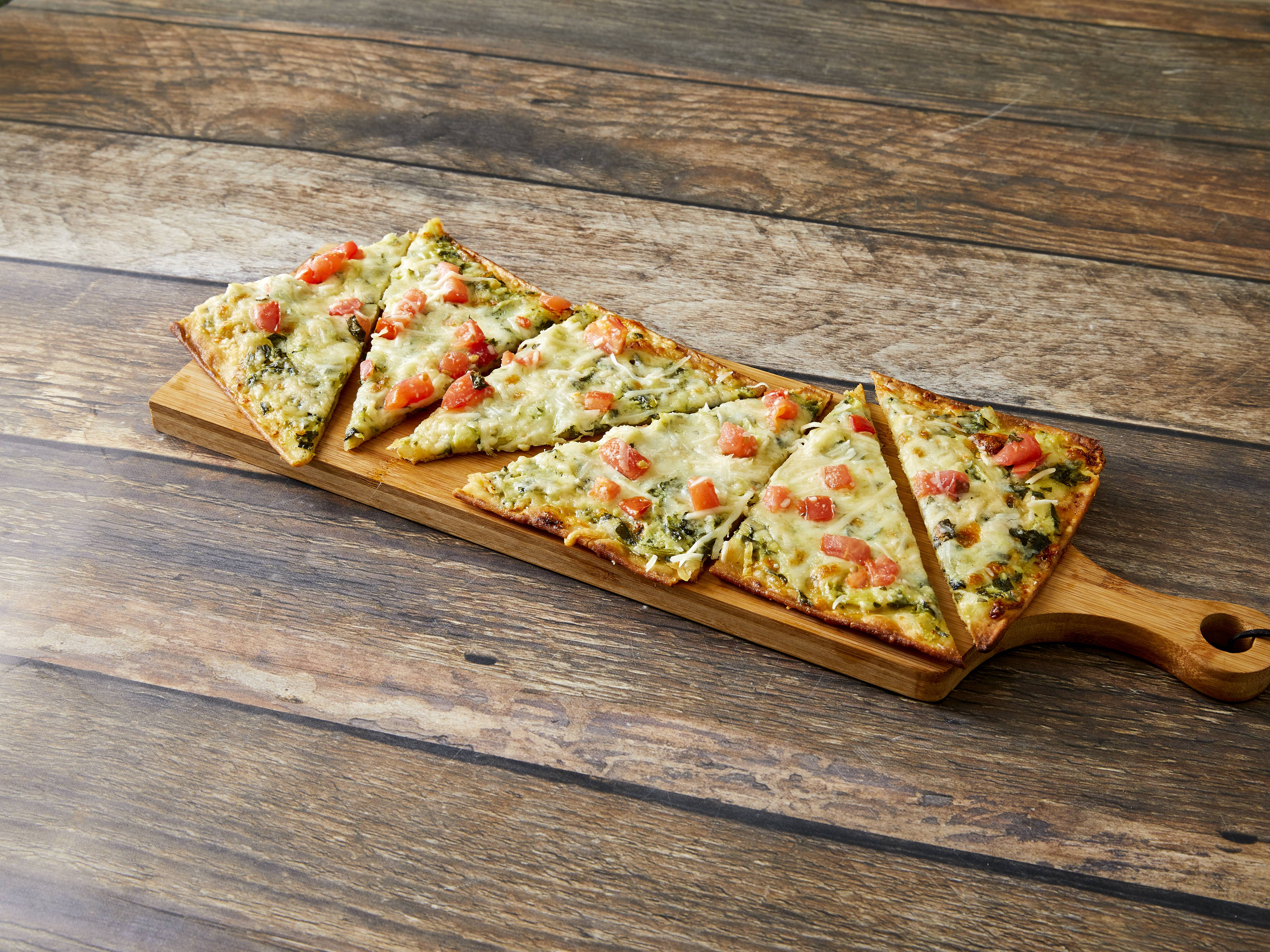 Order Florentine Flatbread food online from Collettis Dining and Banquets store, Chicago on bringmethat.com
