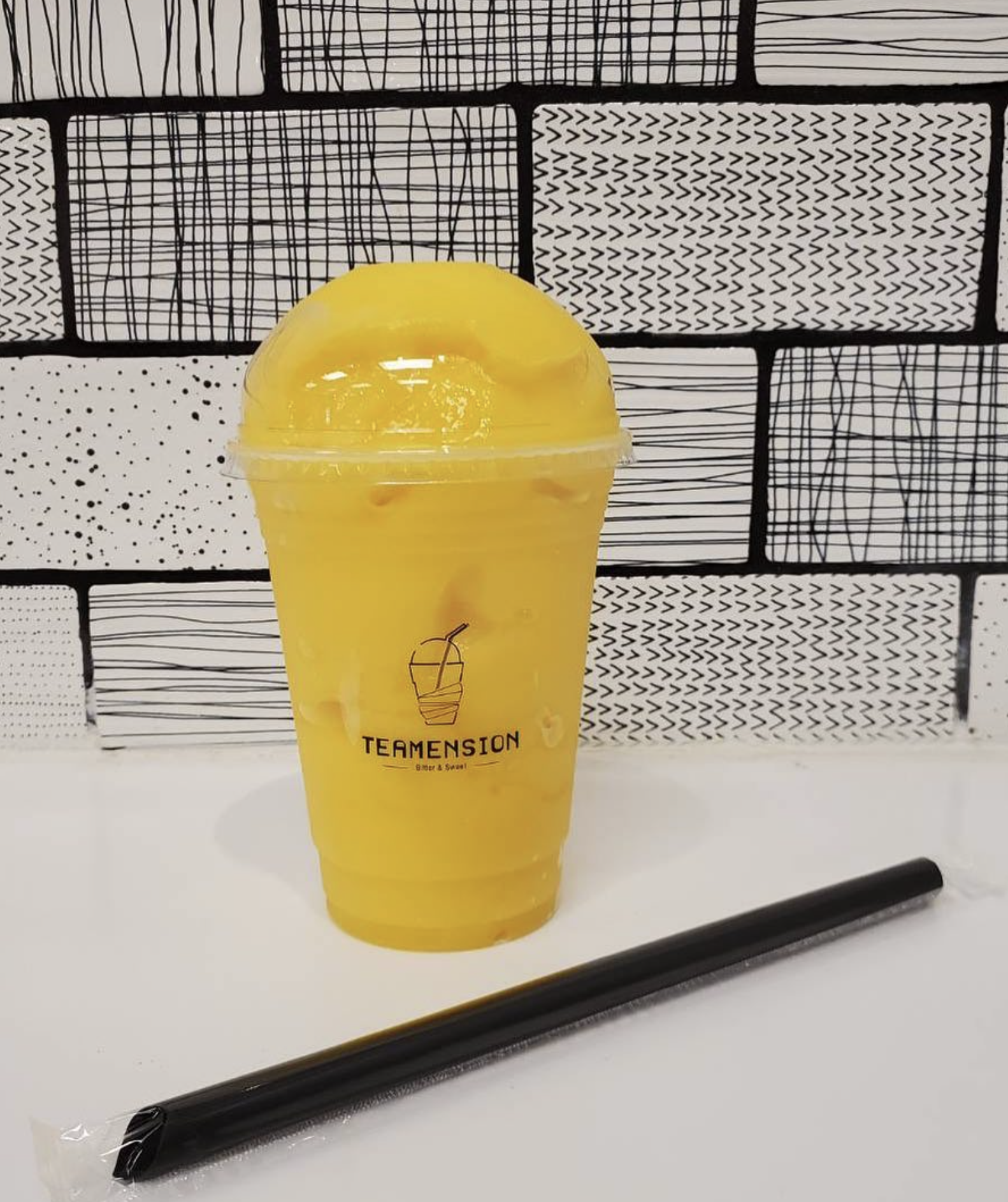 Order Mango Smoothie Large food online from Teamension store, Auburn Hills on bringmethat.com
