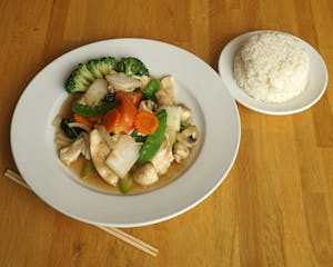 Order Pad Ruom Mid food online from Karta Thai store, Minneapolis on bringmethat.com